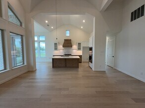 2463 Bussey Dr in Irving, TX - Foto de edificio - Building Photo