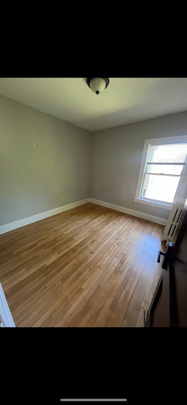 2322 Garfield Ave in Minneapolis, MN - Building Photo - Building Photo