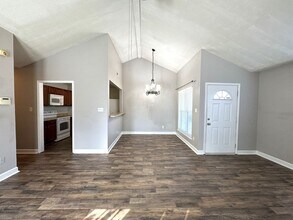 111 Honey Tree Ct in Piney Green, NC - Building Photo - Building Photo