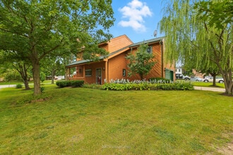 2101 Babst Ct in Lisle, IL - Building Photo - Building Photo