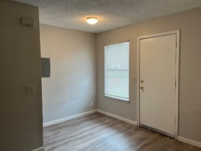 3016 Delaware Ave in Nashville, TN - Building Photo - Building Photo