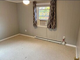 3 Philbrick Ln in Kittery, ME - Building Photo