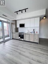 1635 Military Trail in Toronto, ON - Building Photo