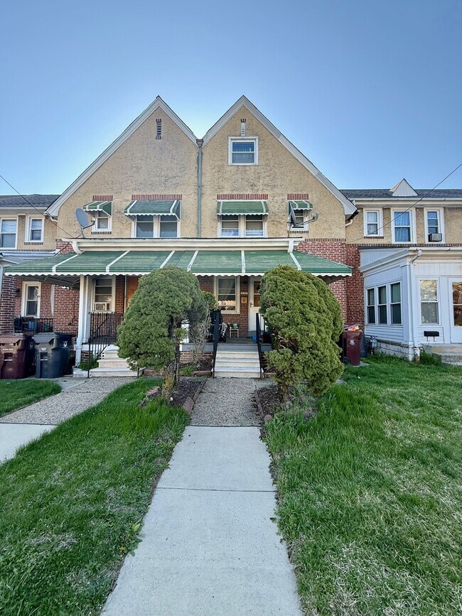 property at 210 S Union St