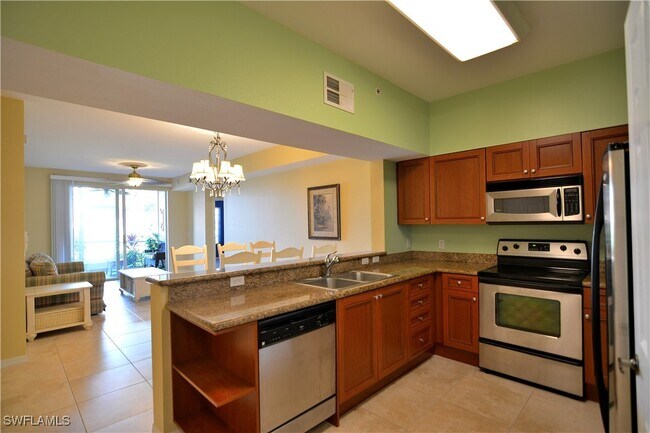 20221 Estero Gardens Cir in Estero, FL - Building Photo - Building Photo