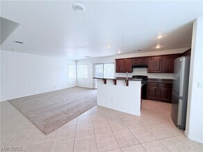 10516 Mojave Ridge Ct in Las Vegas, NV - Building Photo - Building Photo