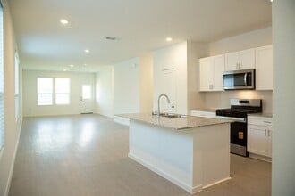 26255 Arrowleaf Dr in Magnolia, TX - Building Photo - Building Photo