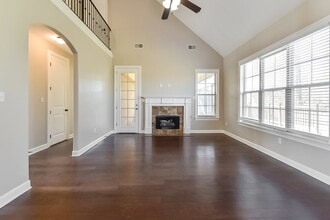 4827 Saddlehorn Cove, Unit 3742 in Memphis, TN - Building Photo - Building Photo