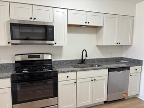 349 Dolphin St in Port St. Joe, FL - Building Photo - Building Photo