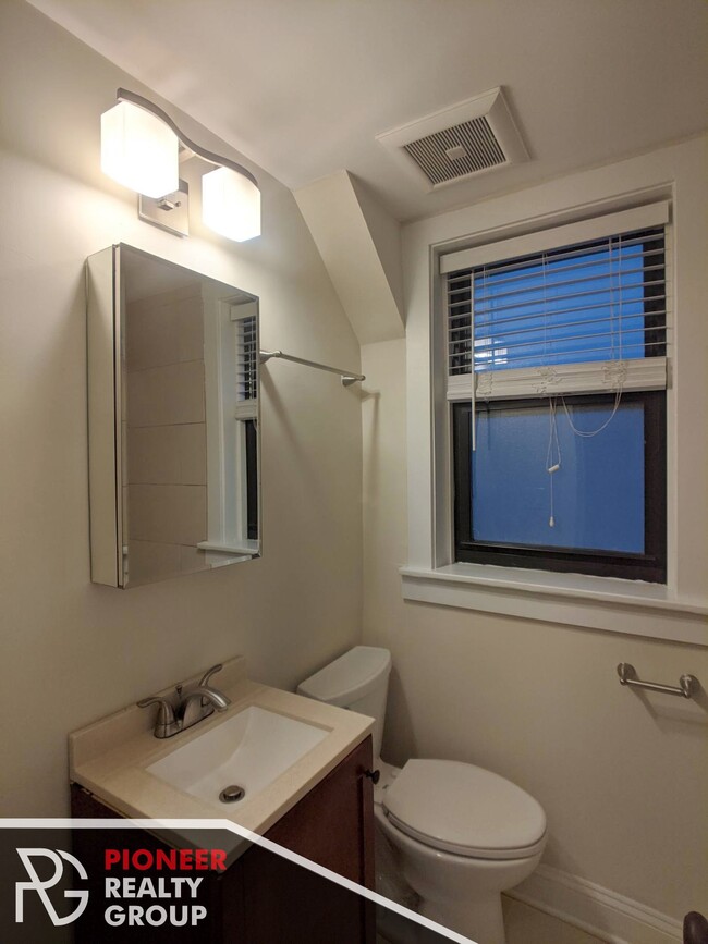 618 W Patterson Ave, Unit #612-507 in Chicago, IL - Foto de edificio - Building Photo