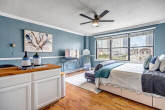 311 W Ashley St in Jacksonville, FL - Foto de edificio - Building Photo