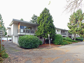 713 3rd Pl S Apartments