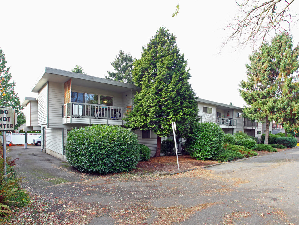 713 3rd Pl S in Kirkland, WA - Foto de edificio