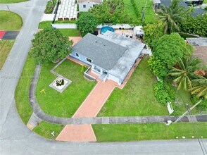 951 NW 148th St in Miami, FL - Building Photo - Building Photo