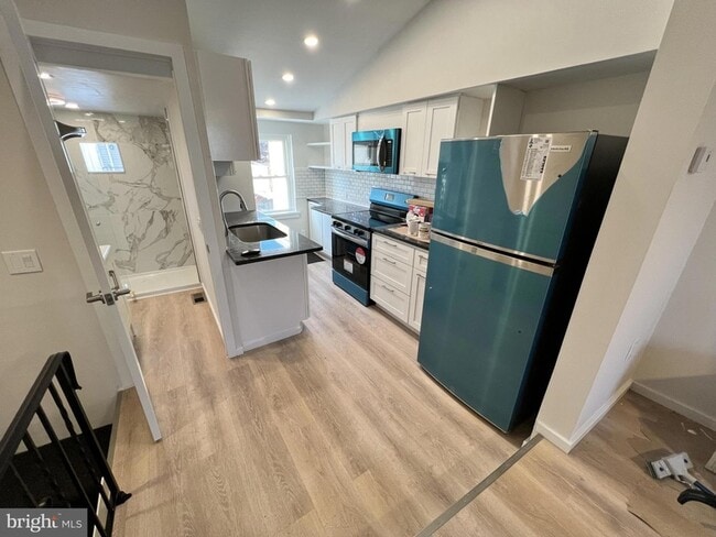 1528 E Susquehanna Ave in Philadelphia, PA - Building Photo - Building Photo