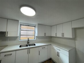 3500 E 6th Ave in Hialeah, FL - Building Photo - Building Photo