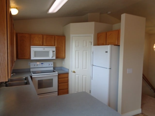 2359 W 2075 N in Clinton, UT - Building Photo - Building Photo