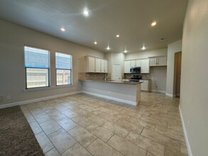 10120 Valencia Ave in Lubbock, TX - Building Photo - Building Photo
