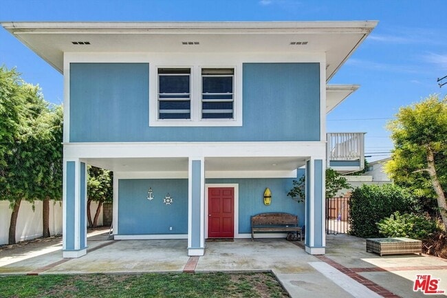 property at 1328 10th St