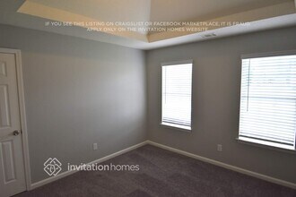 6936 Fields Dr in Douglasville, GA - Foto de edificio - Building Photo