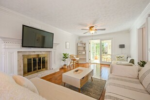 1223 Settlebench Ln in Kennesaw, GA - Building Photo