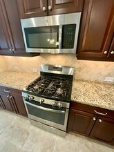 1387 Backspin Dr in Englewood, FL - Building Photo - Building Photo