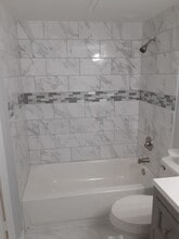 18333 Roehampton, Unit 1018 in Dallas, TX - Building Photo - Building Photo