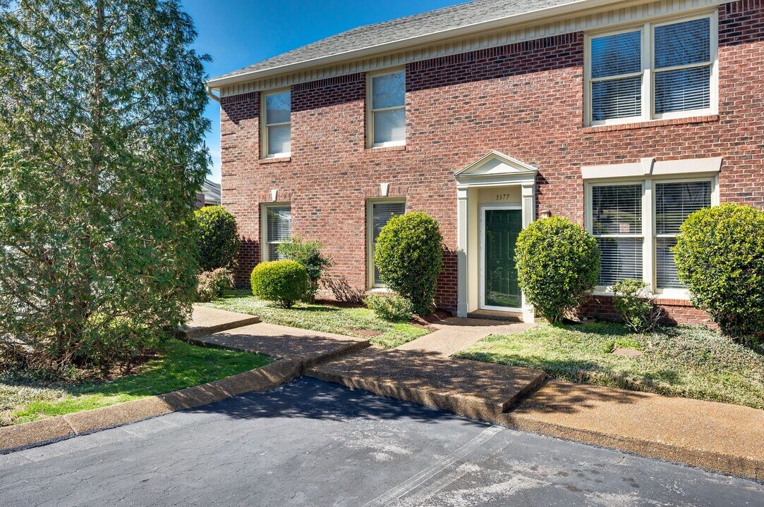 3377 Golf Club Ln in Nashville, TN - Building Photo