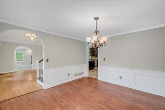 13 Rocky Cir NE in White, GA - Building Photo - Building Photo
