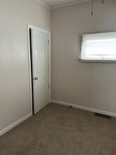 218 Central Ave in Chicora, PA - Building Photo - Building Photo