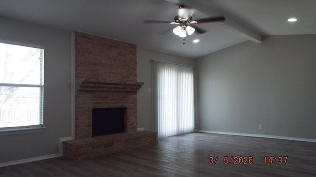 12210 Brownstone St, Unit 211 in Live Oak, TX - Building Photo - Building Photo