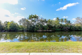 3680 N 56th Ave in Hollywood, FL - Building Photo - Building Photo