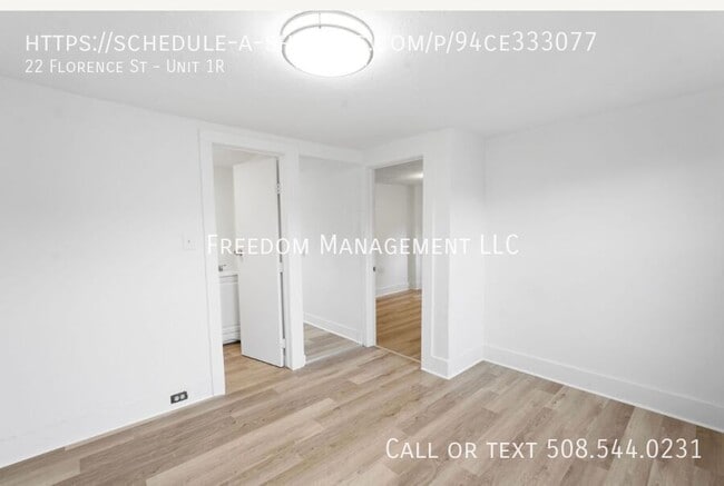 22 Florence St in Worcester, MA - Building Photo - Building Photo