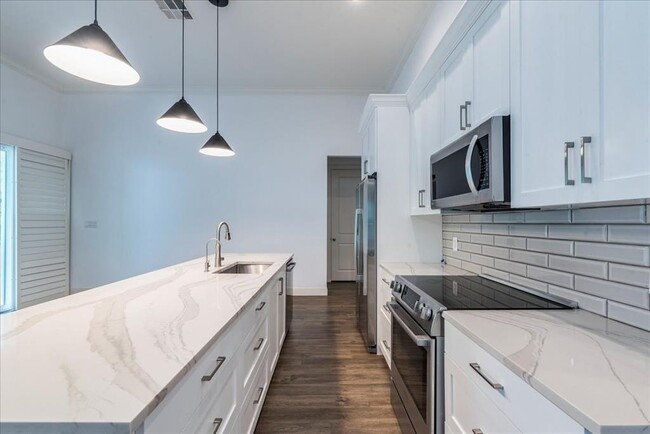 124 Ahumoa Dr in Bastrop, TX - Building Photo - Building Photo
