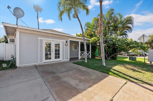 property at 24 Laumaewa Loop