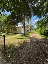 1015 Ontario St in Jacksonville, FL - Building Photo - Building Photo