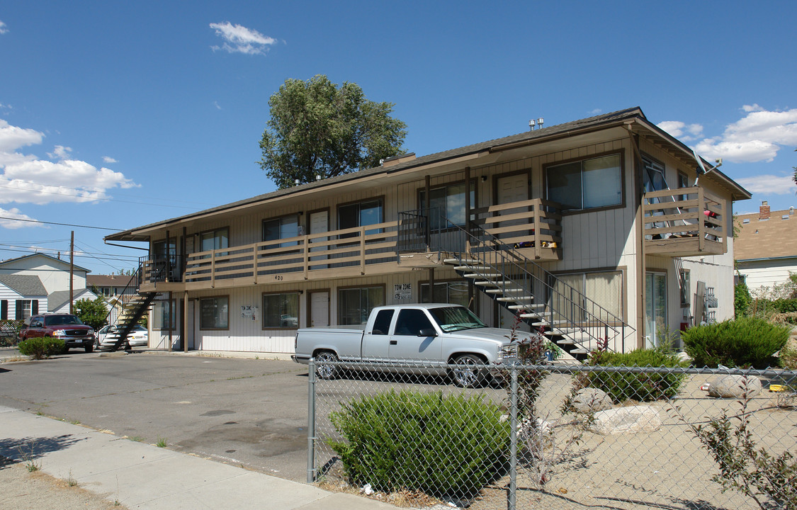 420 16th St in Sparks, NV - Building Photo