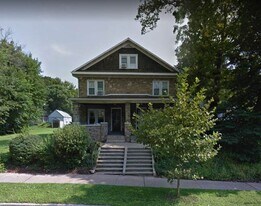 623 S Allen St in State College, PA - Building Photo
