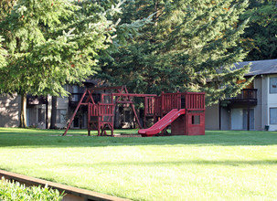 The Timbers Apartments in Lacey, WA - Building Photo - Building Photo