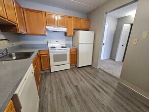 25 S Point Dr, Unit 404 in Boston, MA - Building Photo - Building Photo