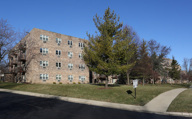 Enclave Apartments of Hoffman Estates