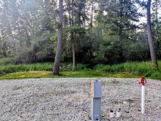 property at 121 Wilderness Trail