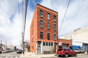 156 Conover St in Brooklyn, NY - Building Photo