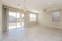 6837 W Luxton Ln in Phoenix, AZ - Building Photo - Building Photo