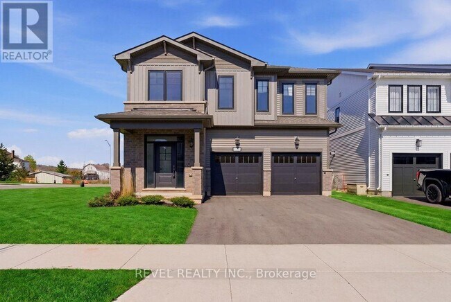 property at 120 Starfire Cres