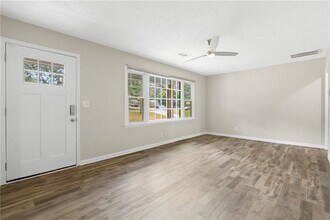 33 Smyrna Powder Springs Rd SE in Marietta, GA - Building Photo - Building Photo