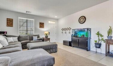 476 S 176th Dr in Goodyear, AZ - Foto de edificio - Building Photo