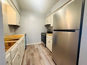 60 W Washington St in Paris, TX - Building Photo - Building Photo