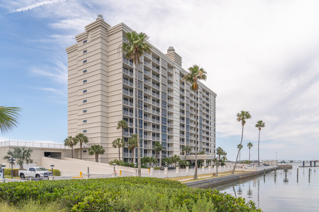 Pierce 100 Condominium in Clearwater, FL - Building Photo - Building Photo