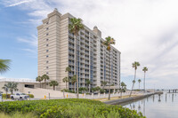 Pierce 100 Condominium in Clearwater, FL - Building Photo - Building Photo